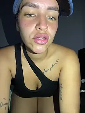 bran lindi online show from April 2026 10:11:02 PM