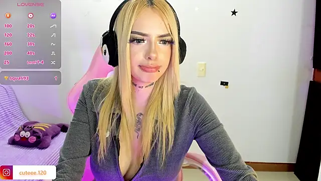 Emma cute11 online show from April 2026 09:34:02 PM