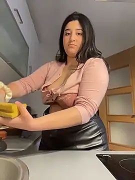 SashaLuss  online show from May 2026 06:44:02 PM