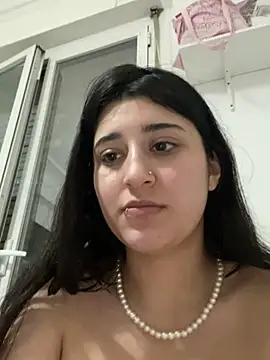 Snapshot of SashaLuss_ chatting on March 2025 06:44:02 PM SashaLuss online show from March 2025 06:44:02 PM