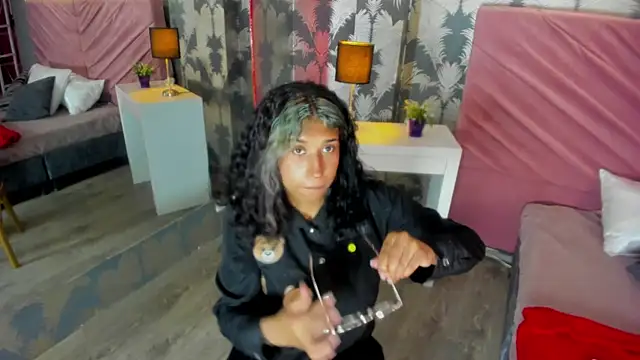 Karin Ks online show from November 2025 09:04:02 PM