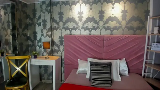 Karin Ks online show from October 2025 07:24:01 PM