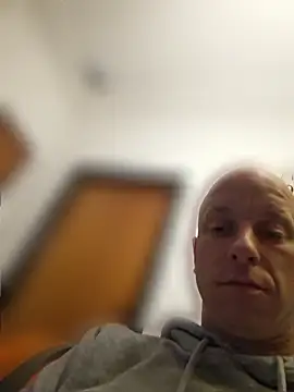 svenpfeifer online show from April 2026 06:12:02 PM