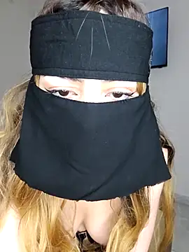 milissa0 online show from April 2026 09:29:01 PM