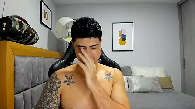 Snapshot of Dante_Storm chatting on November 2025 09:04:01 PM Dante Storm online show from November 2025 09:04:01 PM