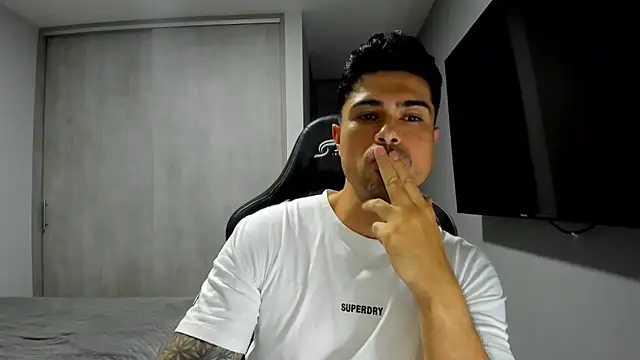 Snapshot of Dante_Storm chatting on November 2025 05:17:01 AM Dante Storm online show from November 2025 05:17:01 AM