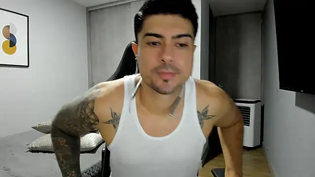 Snapshot of Dante_Storm chatting on October 2025 04:55:02 AM Dante Storm online show from October 2025 04:55:02 AM