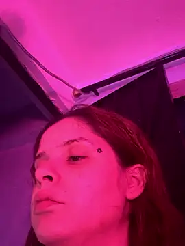 Snapshot of LoganPeny chatting on November 2025 11:36:02 AM LoganPeny online show from November 2025 11:36:02 AM