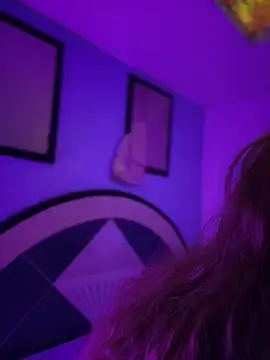 Snapshot of LoganPeny chatting on December 2025 06:36:01 AM LoganPeny online show from December 2025 06:36:01 AM