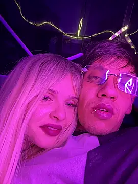 Snapshot of LoganPeny chatting on November 2025 08:19:01 AM LoganPeny online show from November 2025 08:19:01 AM