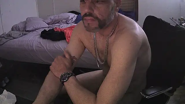 Snapshot of Muffdiver718 chatting on March 2025 07:15:01 AM Muffdiver718 online show from March 2025 07:15:01 AM