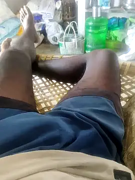 Snapshot of PolarFriend0 chatting on April 2026 07:47:01 AM PolarFriend0 online show from April 2026 07:47:01 AM