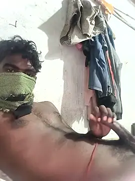 Snapshot of PolarFriend0 chatting on April 2026 06:48:02 AM PolarFriend0 online show from April 2026 06:48:02 AM