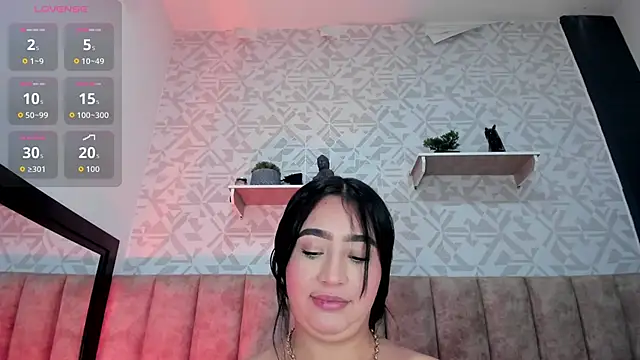 Snapshot of MelinaCruz chatting on September 2025 04:19:02 AM MelinaCruz online show from September 2025 04:19:02 AM