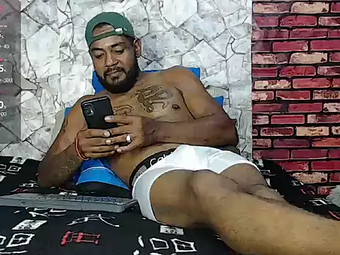 BladeFoxxx1 online show from April 2026 02:46:01 AM