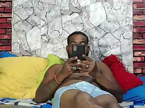 BladeFoxxx1 online show from February 2026 03:29:02 AM