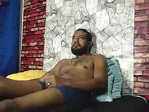 BladeFoxxx1 online show from May 2026 12:31:02 AM