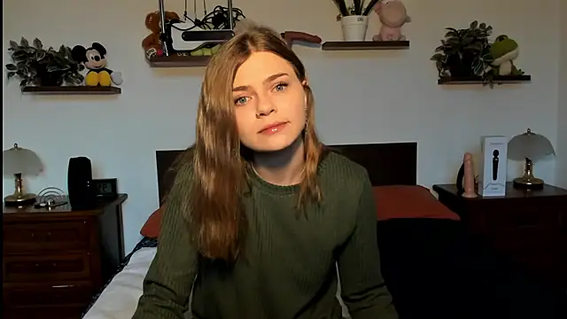 HaleyReedme online show from February 2026 08:03:01 AM