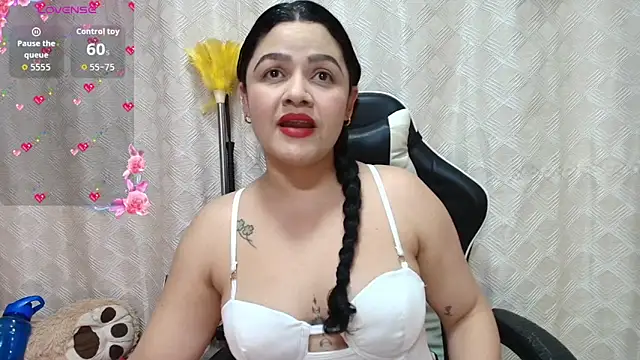 nataliaesmith 24 online show from December 2025 01:43:02 AM