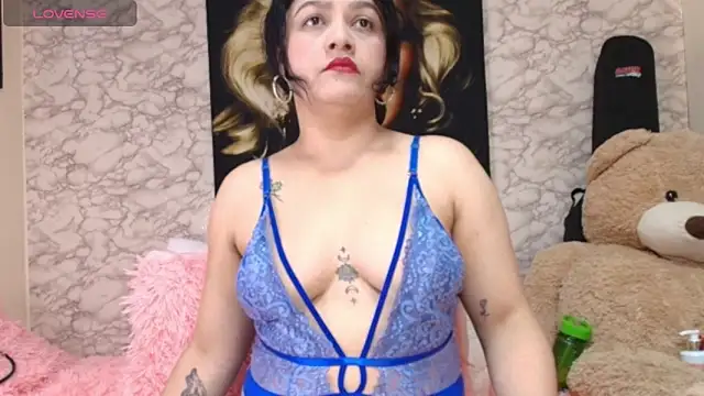 nataliaesmith 24 online show from May 2026 06:17:01 PM