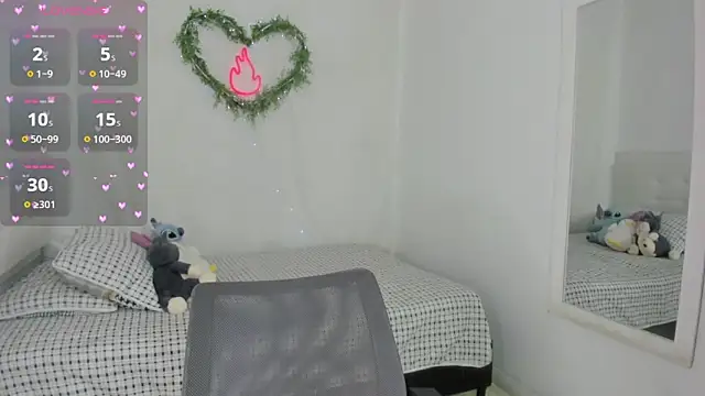 Brithanycullen online show from April 2026 06:10:01 AM