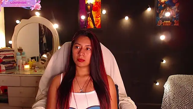 yes0225 online show from November 2025 01:10:02 AM