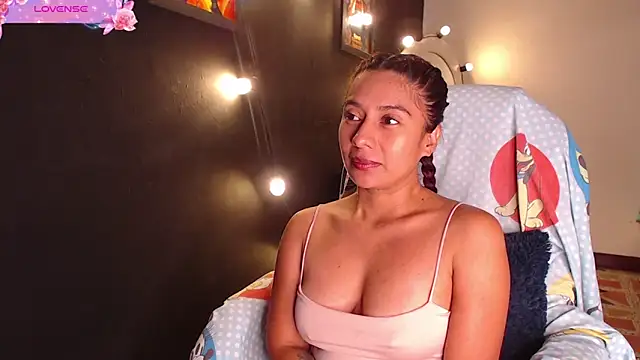 yes0225 online show from February 2026 01:10:01 PM