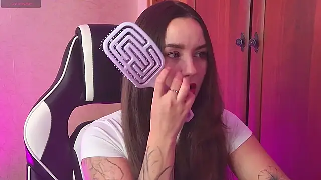 CherryTouss online show from January 2026 07:34:01 AM