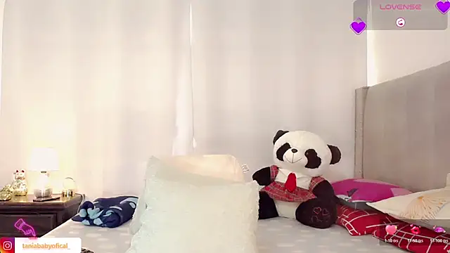 taniababy online show from April 2026 01:23:02 PM