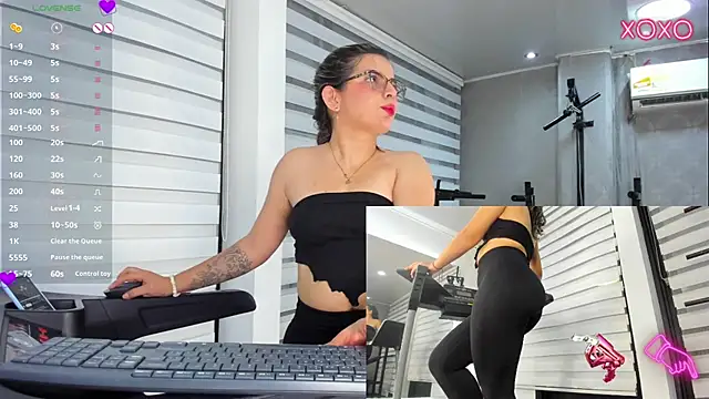 JulietSofia online show from March 2026 09:41:01 PM