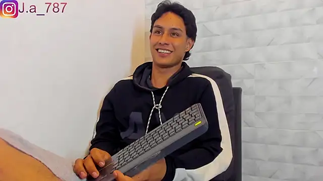 Stone grey1  online show from March 2025 08:53:02 AM