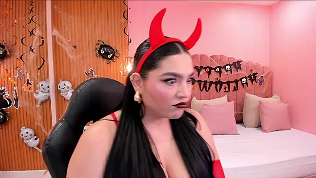 Snapshot of eva_sainnt chatting on October 2025 04:52:02 PM eva sainnt online show from October 2025 04:52:02 PM