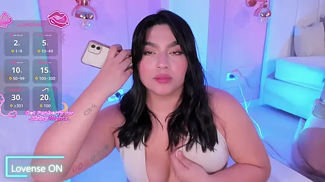 eva sainnt online show from December 2025 05:14:02 PM