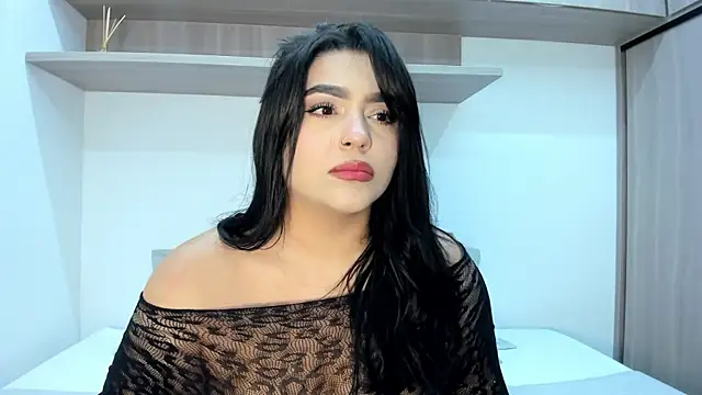 eva sainnt online show from April 2026 11:17:01 PM