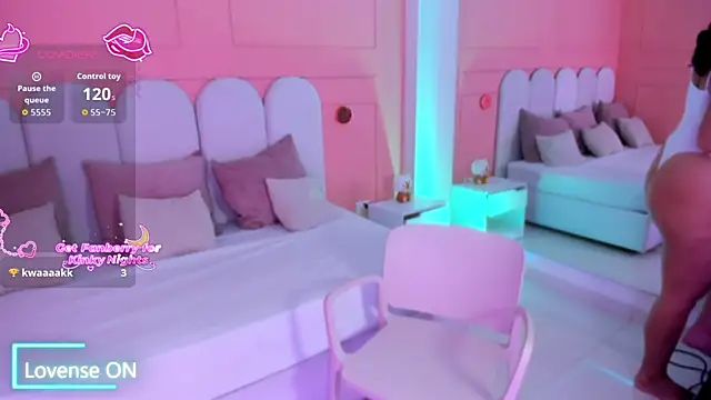 eva sainnt online show from March 2026 12:11:02 AM