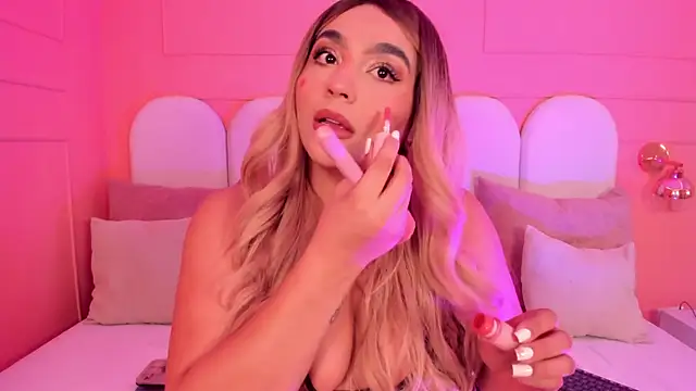 eva sainnt online show from November 2025 05:17:01 AM