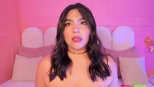 eva sainnt online show from December 2025 04:48:02 AM