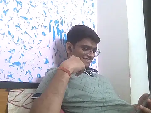 sutfvkii online show from April 2026 06:03:02 PM