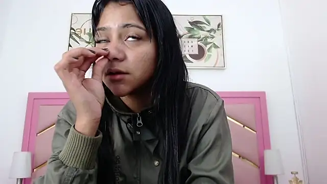 Snapshot of Zaira_Angel chatting on March 2025 05:24:02 PM Zaira Angel online show from March 2025 05:24:02 PM