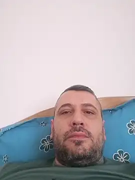 yourflowerpink online show from December 2025 10:05:02 AM