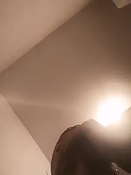 yourflowerpink online show from February 2026 06:05:02 PM