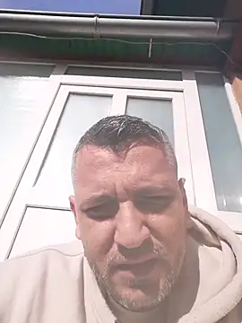 yourflowerpink online show from February 2026 11:54:01 AM