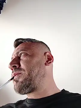 yourflowerpink online show from April 2026 01:02:01 PM