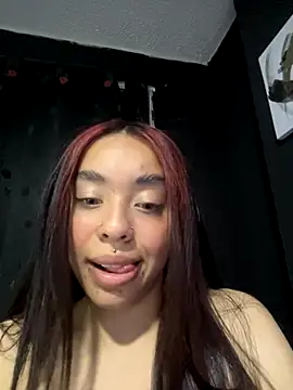 Snapshot of Tracy_KS chatting on November 2025 03:07:02 AM Tracy KS online show from November 2025 03:07:02 AM