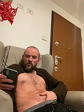 Rimmingtop online show from December 2025 08:53:02 PM