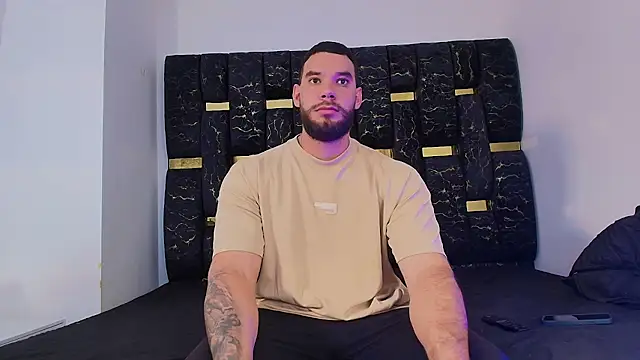 chris blake   online show from November 2025 06:22:01 PM