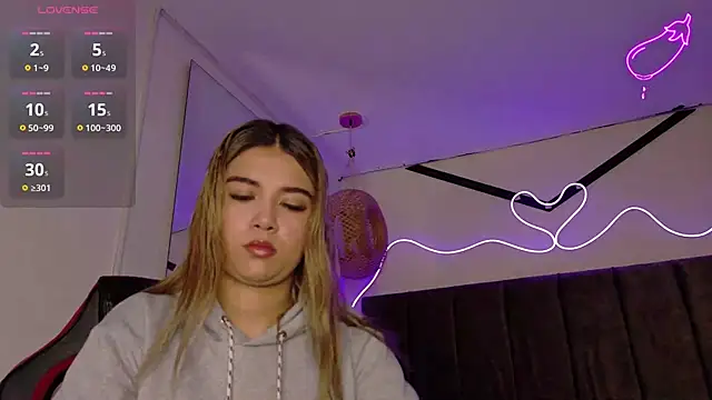 Snapshot of natasha__black chatting on October 2025 07:35:01 PM natasha black online show from October 2025 07:35:01 PM