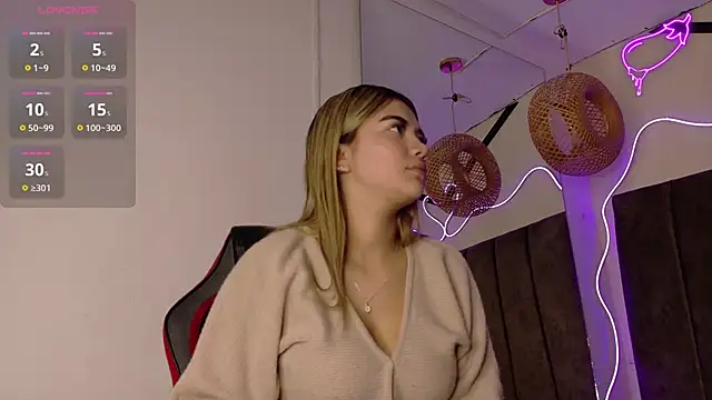 Snapshot of natasha__black chatting on October 2025 07:46:02 PM natasha black online show from October 2025 07:46:02 PM