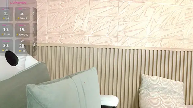 Snapshot of Gaviluc_ chatting on October 2025 10:25:01 AM Gaviluc online show from October 2025 10:25:01 AM