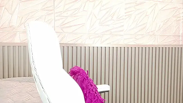 Gaviluc  online show from February 2026 11:37:02 AM